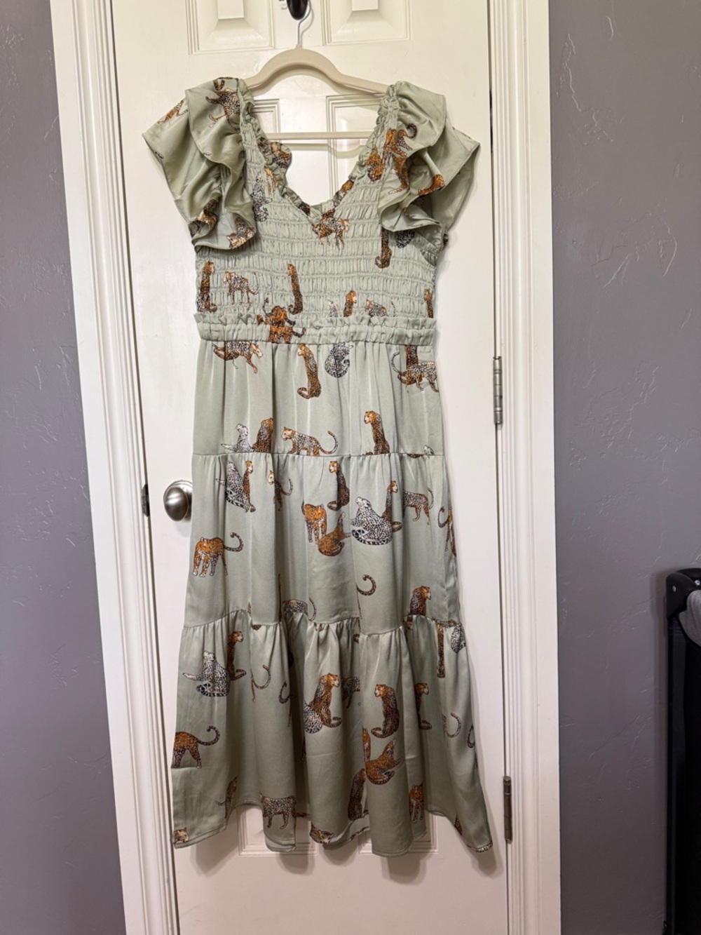 Umgee Sage Green Leopard Print Smocked Top